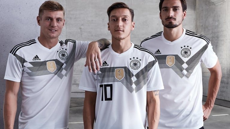 Adidas released their collection of kits for the 2018 FIFA World Cup, and the results are amazing - https://pbs.twimg.com/media/DN8AeIQWsAAen5x.jpg