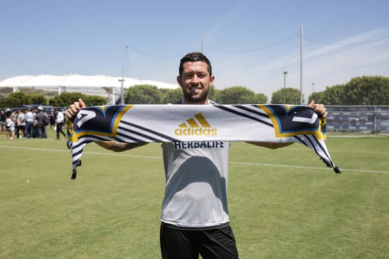 LA Galaxy debut Scarf of the Match for clash with New York City FC -