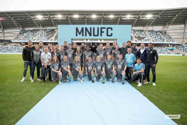 May Community Roundup - MNUFC first team and Unified players pose at Allianz Field