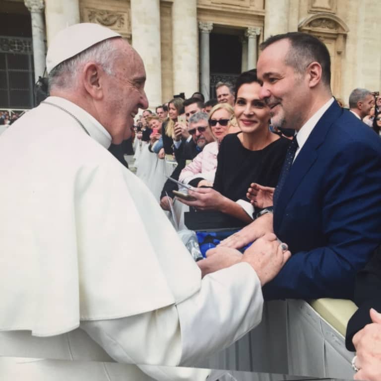 Joey Saputo rencontre le Pape – « Un moment surréaliste » -