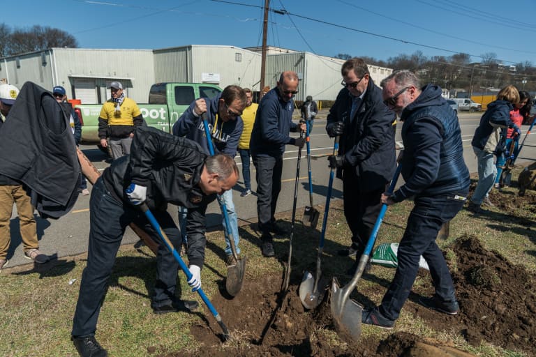 Nashville SC, Atlanta United and MLS Works plant over 100 trees as part of Road to Opening Match Day of Service -