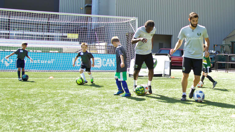 Diego Valeri, Diego Chara lead special soccer experience with Dos Diegos Soccer Academy -