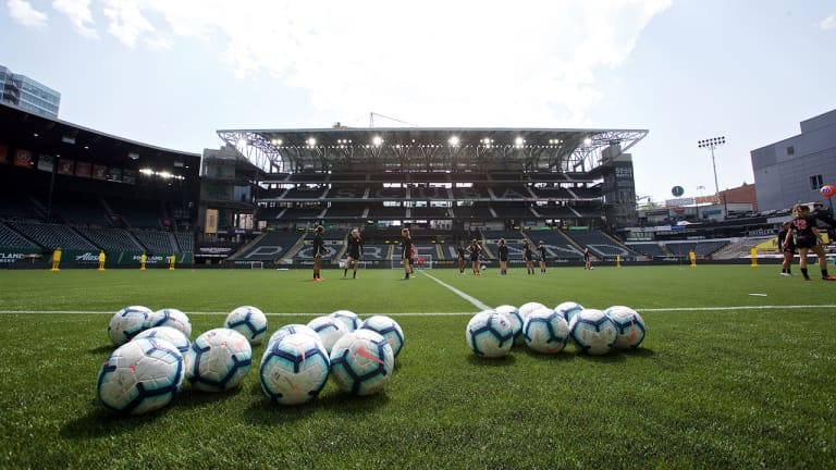 Thorns players tour, train for first time in new Providence Park: "It’s like a work of art" -