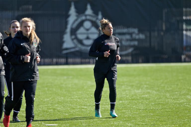 For Thorns FC forward Meg Morris, an injury won't keep her from soccer: "This is what I love" -