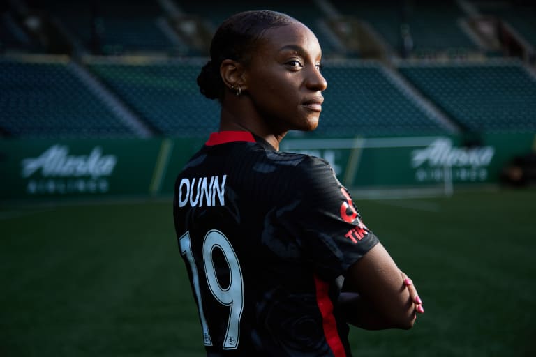 Why It Matters: Security, continuity at the heart of new Horan, Dunn deals - Crystal Dunn Portland Thorns