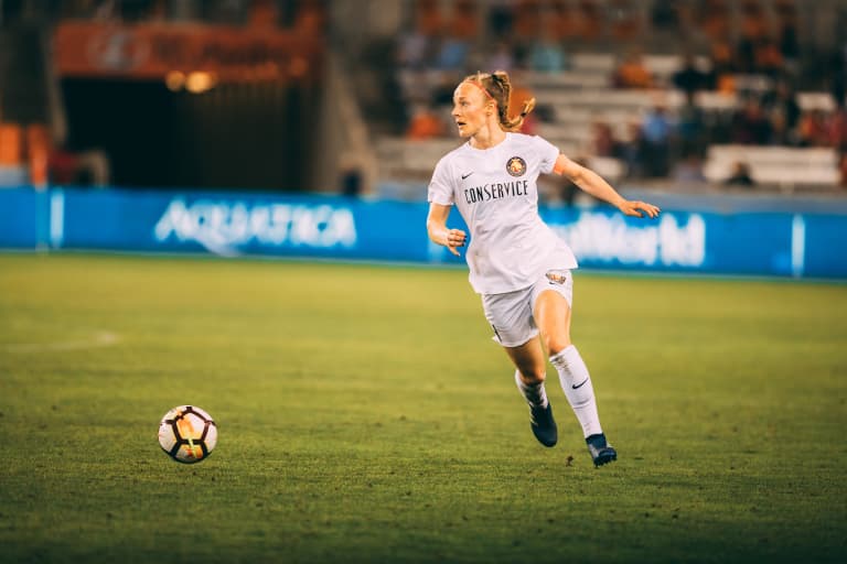 Gunny and Sauerbrunn Named to NWSL Team of the Month -