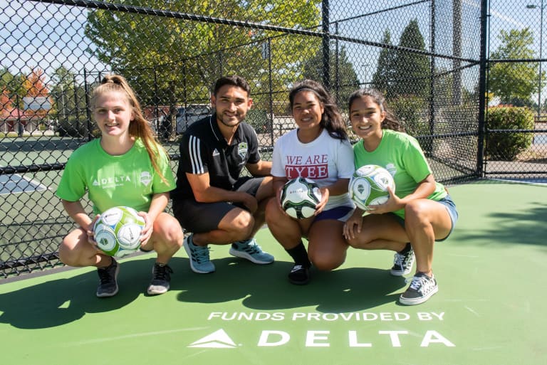 Seattle Sounders and RAVE Foundation unveil new mini pitch at Valley Ridge Park -