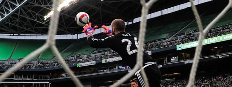 2015 in Review: Stefan Frei returns to form, locks down goalkeeper spot -
