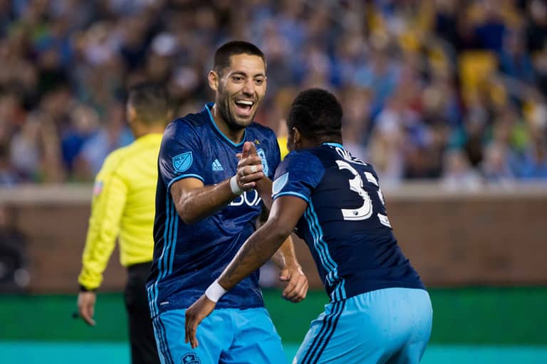 Clint Dempsey’s run of form leads streaking Seattle Sounders into crucial match against Sporting Kansas City -