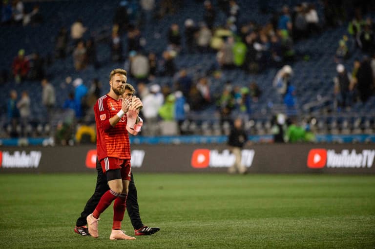 Seattle Sounders goalkeeper Stefan Frei feels support from coaches, teammates after late giveaway -