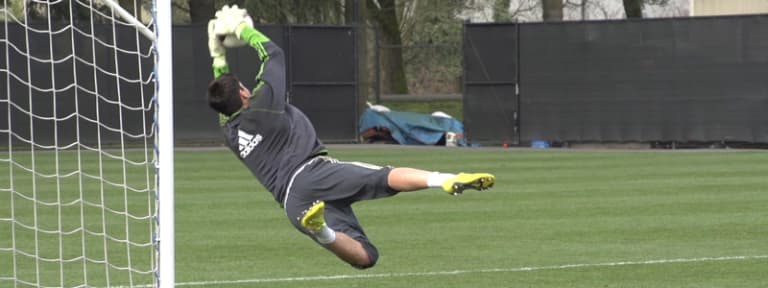Fisher and Lyon thrilled to have officially signed with Sounders FC -
