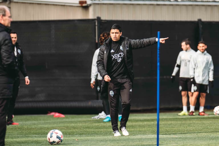 Gonzalo Pineda brings experience, tactics and 'mental spirit' in first year as assistant coach for Seattle Sounders -