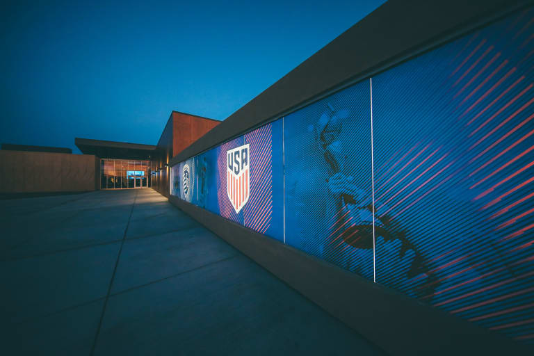 Pinnacle opens today with inaugural Sporting KC training session at new $75-million facility -