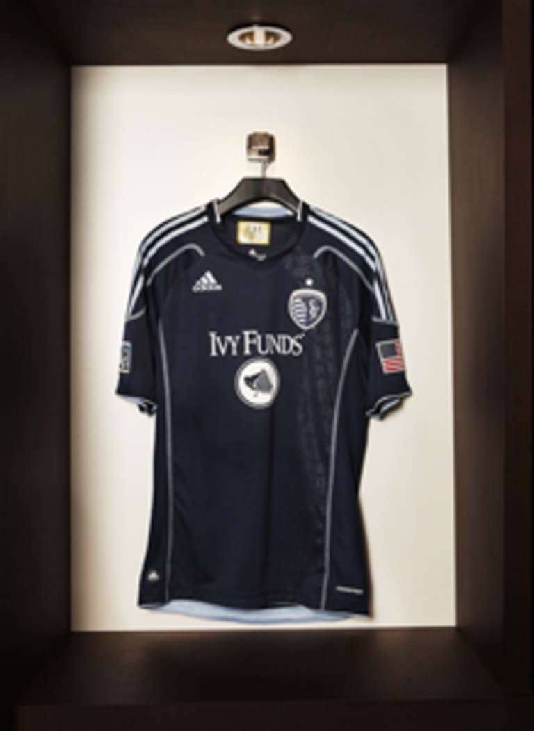 Sporting KC introduces Ivy Funds as club's first-ever jersey sponsor -