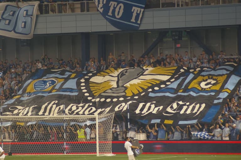Battle of the tifos -