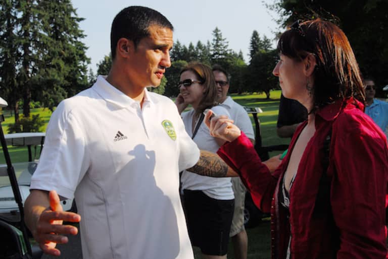 Matt Besler, Tim Cahill, other 2014 MLS All-Stars hit the links for a round of FootGolf | SIDELINE -