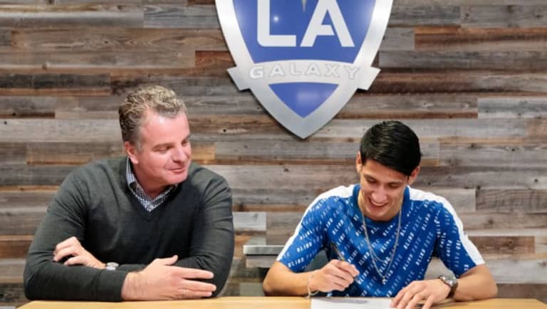 Under te Kloese and Schelotto, LA Galaxy building global and local networks - https://league-mp7static.mlsdigital.net/styles/image_default/s3/images/Te%20Kloese%20and%20Antuna.jpg