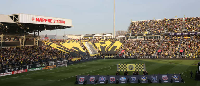 Columbus Crew SC, Portland Timbers fans offer up outstanding tifo display ahead of MLS Cup | SIDELINE - https://league-mp7static.mlsdigital.net/images/USATSI_8980776.jpg?null