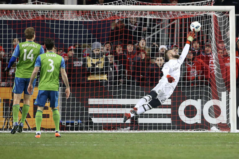 Who are the top 5 goalkeepers in MLS? | Extratime - https://league-mp7static.mlsdigital.net/images/USATSI_9748432_0.jpg?Ey2IcVqkeyR0GNSdBuo7hXMUjAZqRH6L