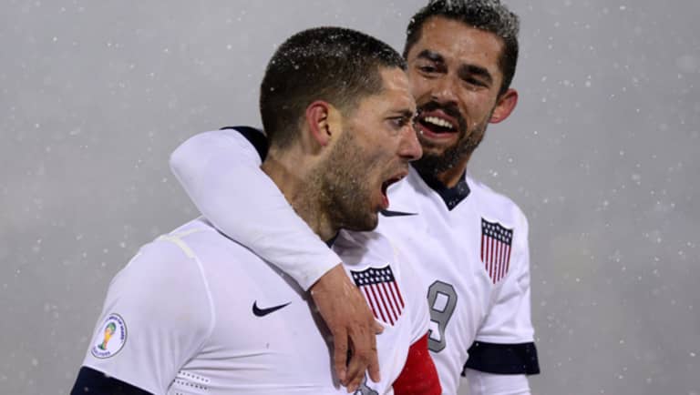 SmorgasBorg: Why the USMNT should play with five defenders vs. Mexico -
