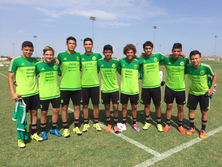 Homegrown talent, international opportunity: FC Dallas Academy U-18s train with Mexico MNT - //league-mp7static.mlsdigital.net/mp6/image_nodes/2015/09/image2.JPG