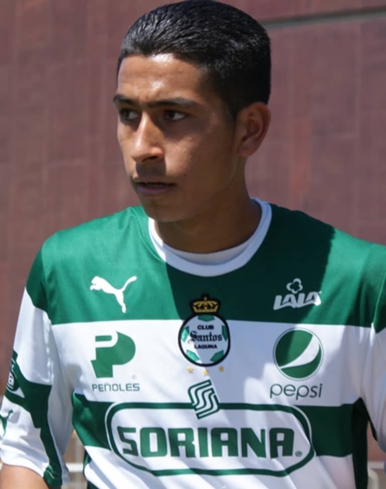 Gringo Report: Gomez, Joya a unique pairing at Santos -