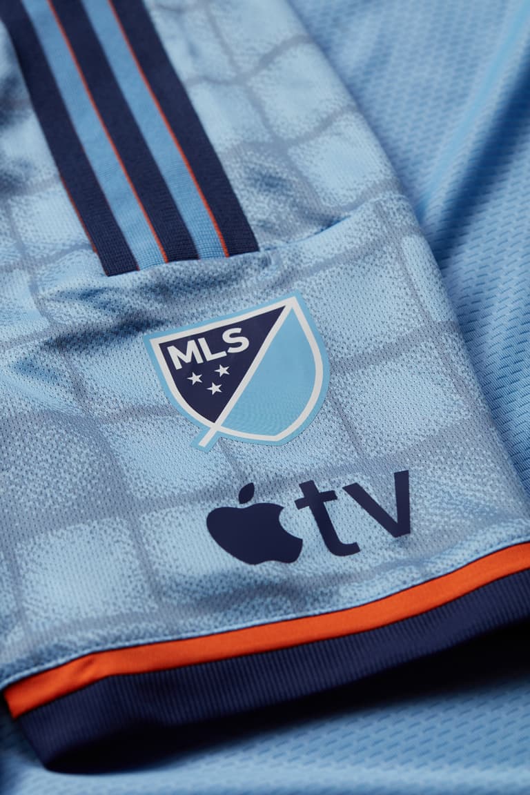 NYCFC_JERSEY_DETAILS15091 copy