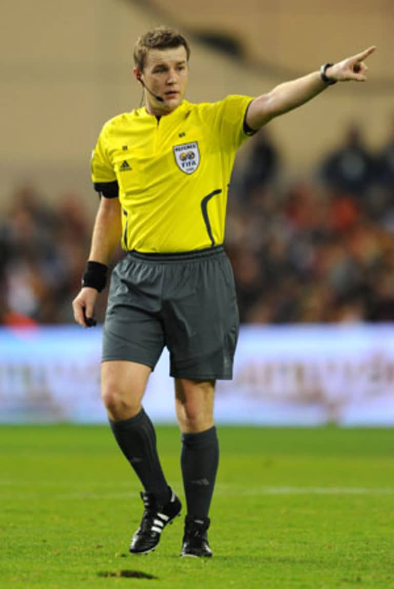Referee union rejects "no strike/no lockout" agreement with PRO; MLS to open with replacements -