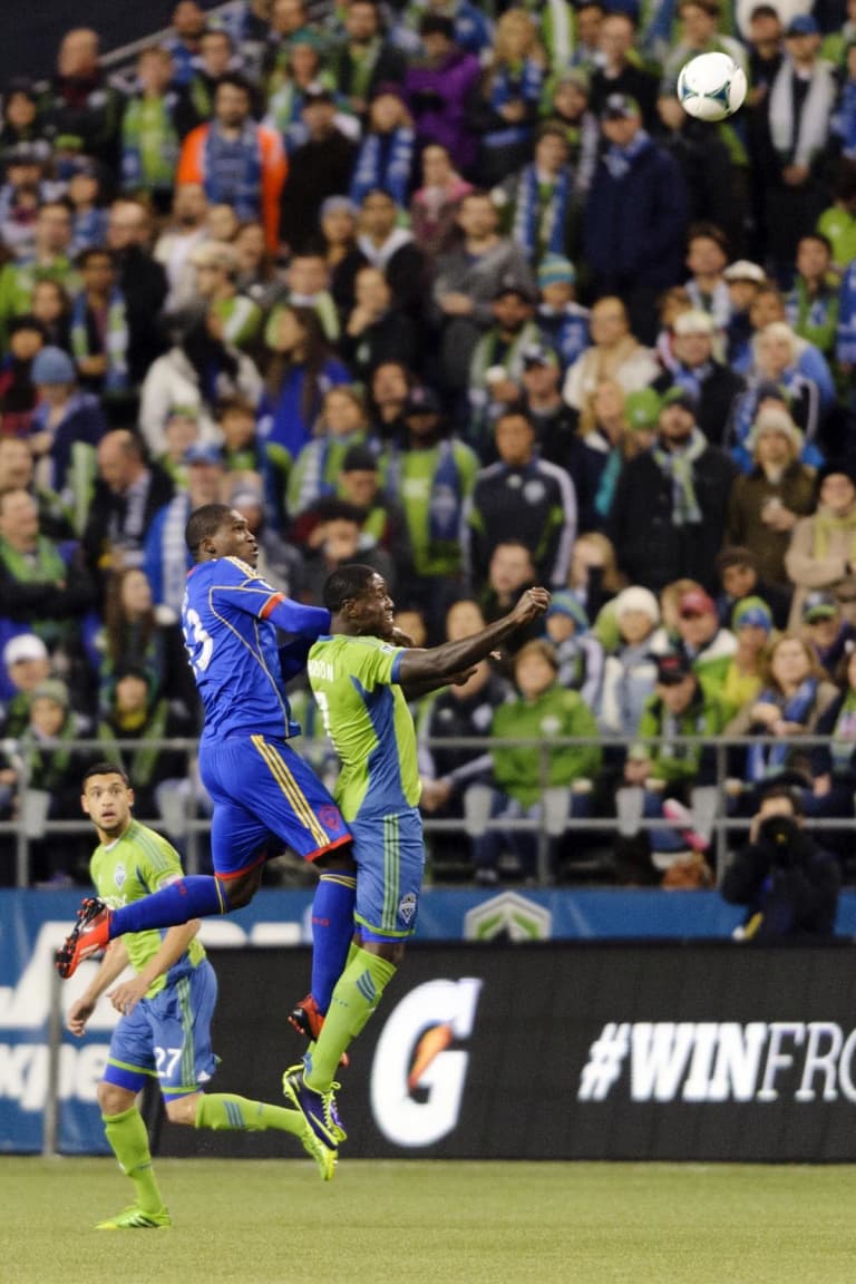 Monday Postgame: Center-back blunders tip the scales in opening week of MLS Cup playoffs -