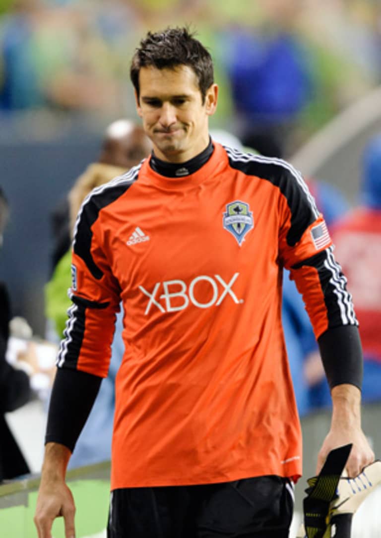2013 in Review: Seattle Sounders FC fall flat with aspirations of hoisting MLS Cup -