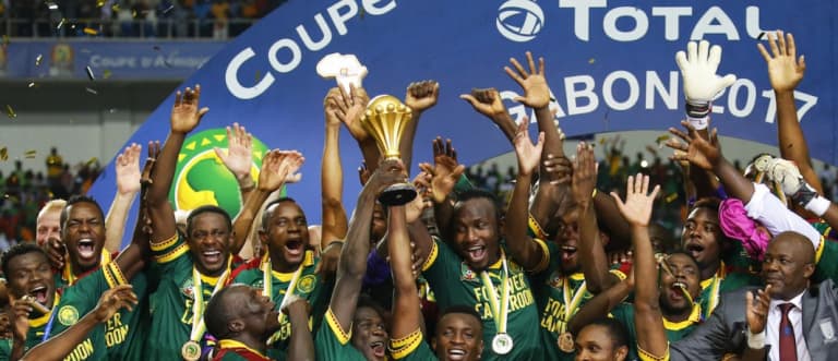 Le Cameroun d’Oyongo champion d’Afrique - https://league-mp7static.mlsdigital.net/styles/image_landscape/s3/images/Cameroontrophy.jpg?null