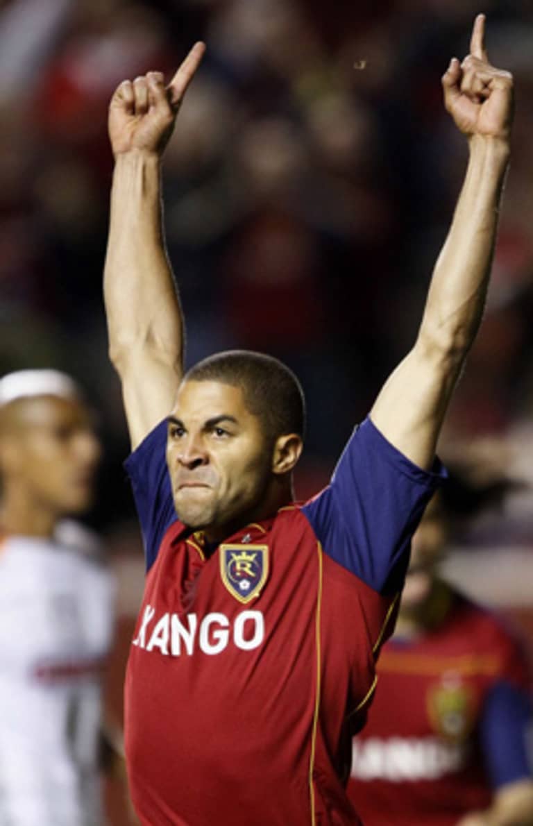 Alvaro Saborio set for long-term stay with Real Salt Lake; but why is he so underrated in MLS? -