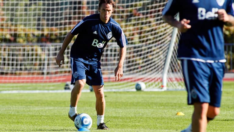 Whitecaps co-owner, NBA star Nash trains with first team -