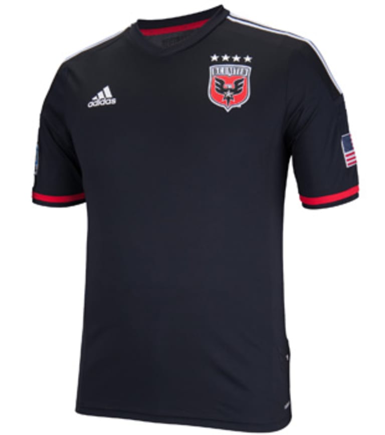 DC United unveil new 2014 primary kits with a nod to club tradition -