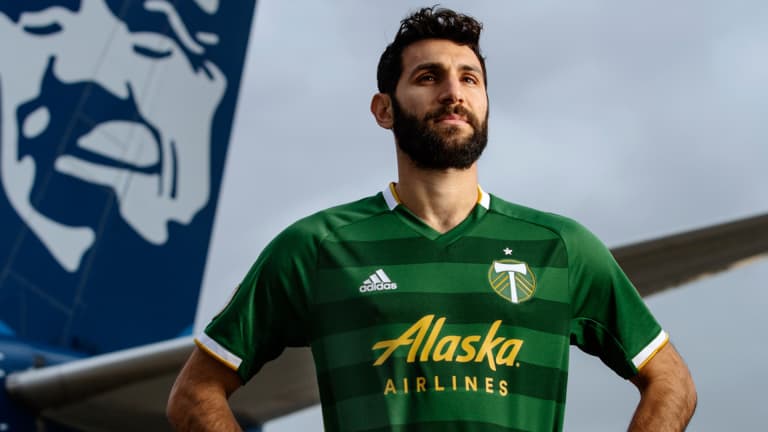 Green hoops for the Rose City: Portland Timbers reveal new 2019 primary kit - https://league-mp7static.mlsdigital.net/images/valeri-2019-jersey-tight.jpg