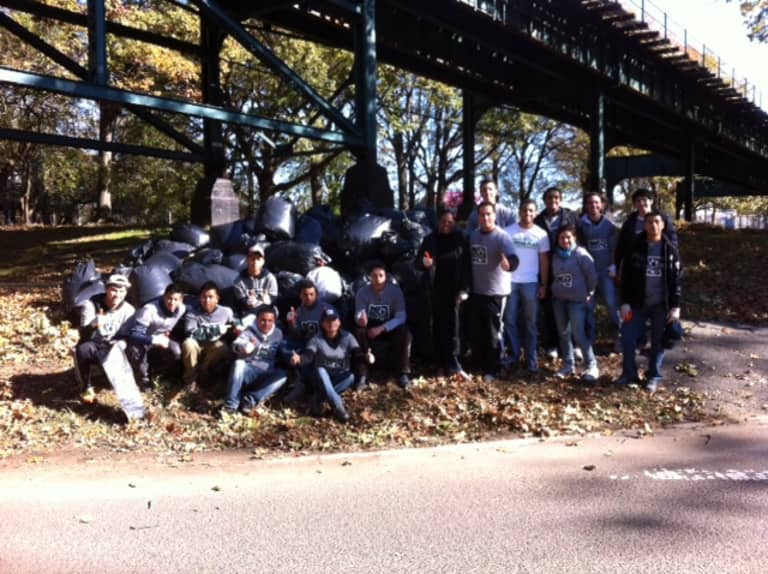 MLS W.O.R.K.S. MLS to Queens Street Team Volunteers to Clean-Up Park  -
