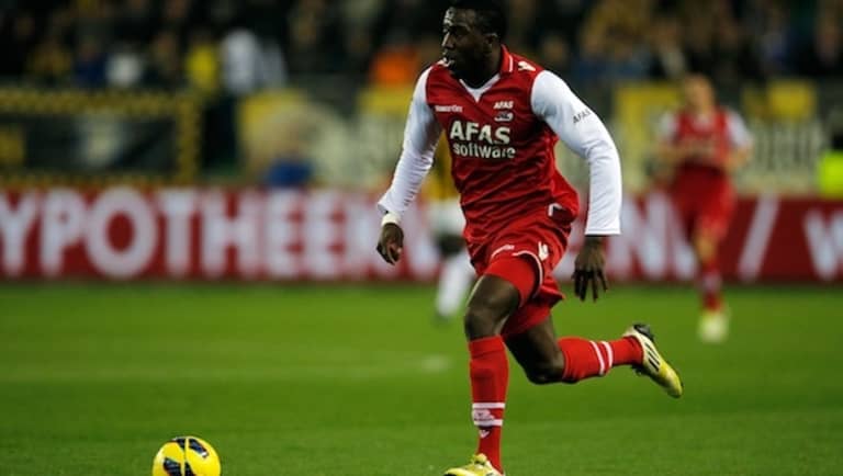 Report: Summer transfer expected for Jozy Altidore, but USMNT star is "in no rush to jump ship" - //league-mp7static.mlsdigital.net/mp6/imagecache/620x350/image_nodes/2013/01/154895495.jpg