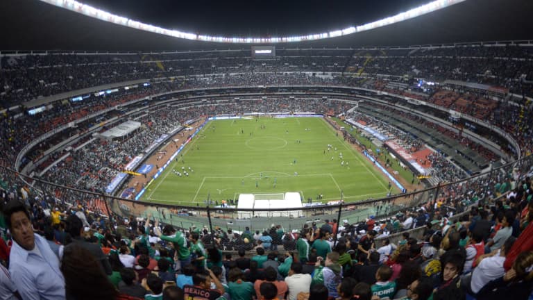 616 Estadio Azteca