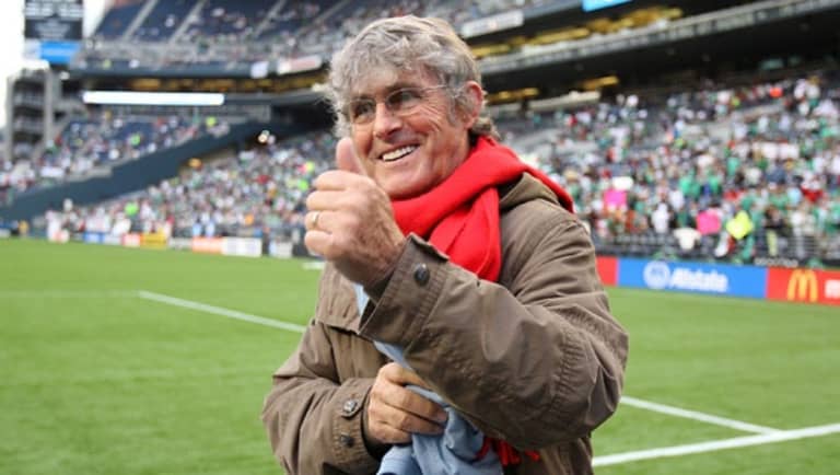 Gringo Report: Milutinovic says it's all going Mexico's way -