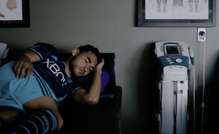 Sleepy in Seattle: Cristian Roldan can snooze literally anywhere  -