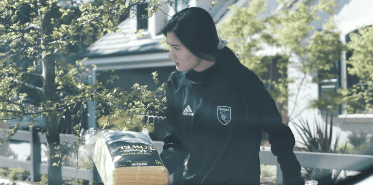 FEATURE: Earthquakes Academy player Kayleen Gowers leads the way in her community with grocery runs -