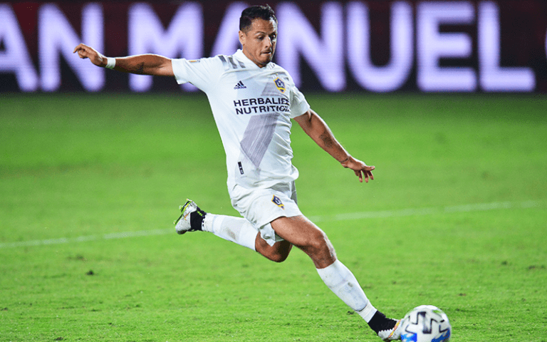 Making sense of the LA Galaxy, the race for No. 1 out West and Houston's decline | Steve Zakuani - https://league-mp7static.mlsdigital.net/images/chicharito_0.png