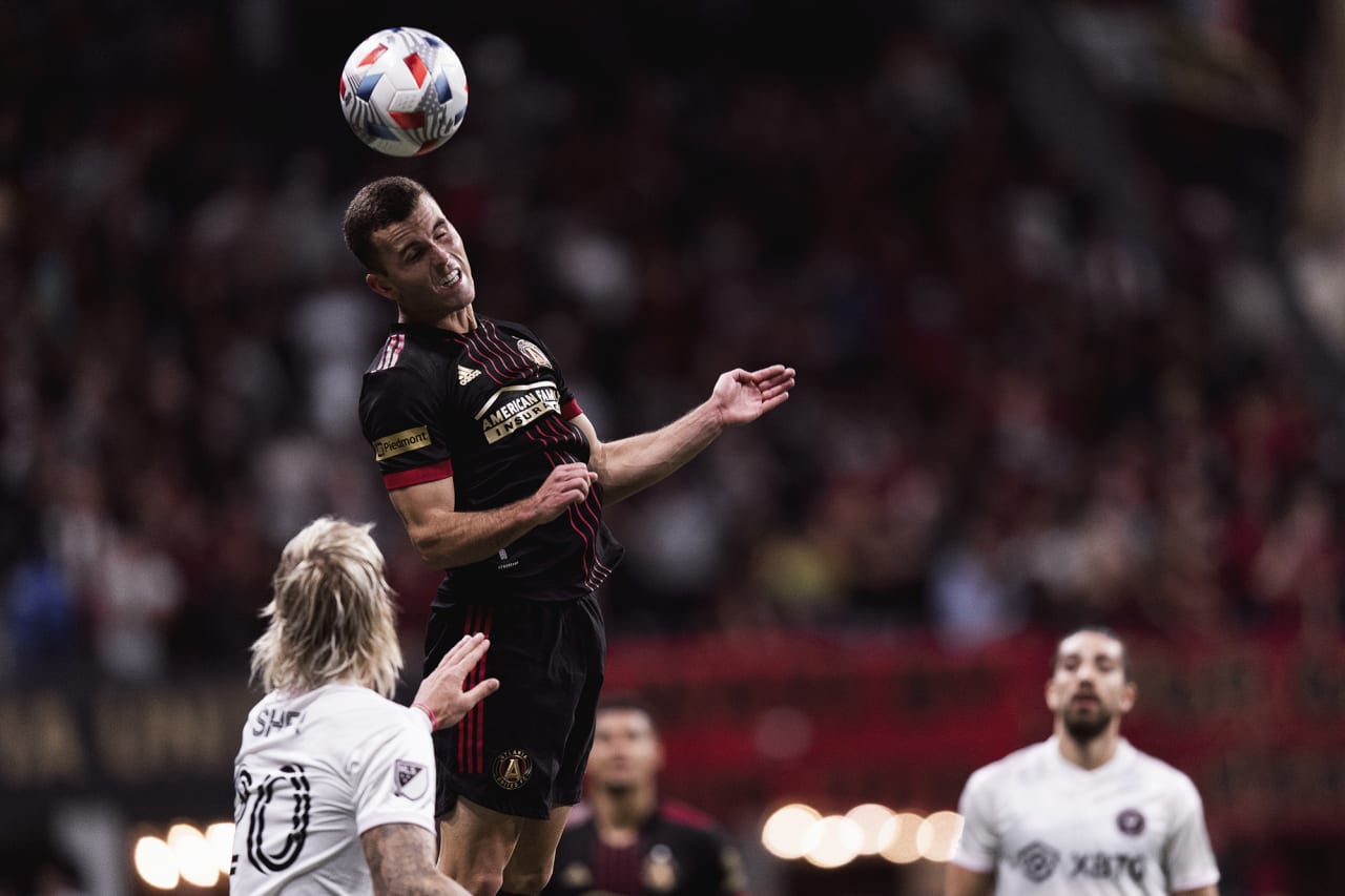 Atlanta United defender Brooks Lennon #11 goes up for the ball during the match against Inter Miami at Mercedes-Benz Stadium in Atlanta, Georgia on Wednesday October 27, 2021. (Photo by Jacob Gonzalez/Atlanta United)