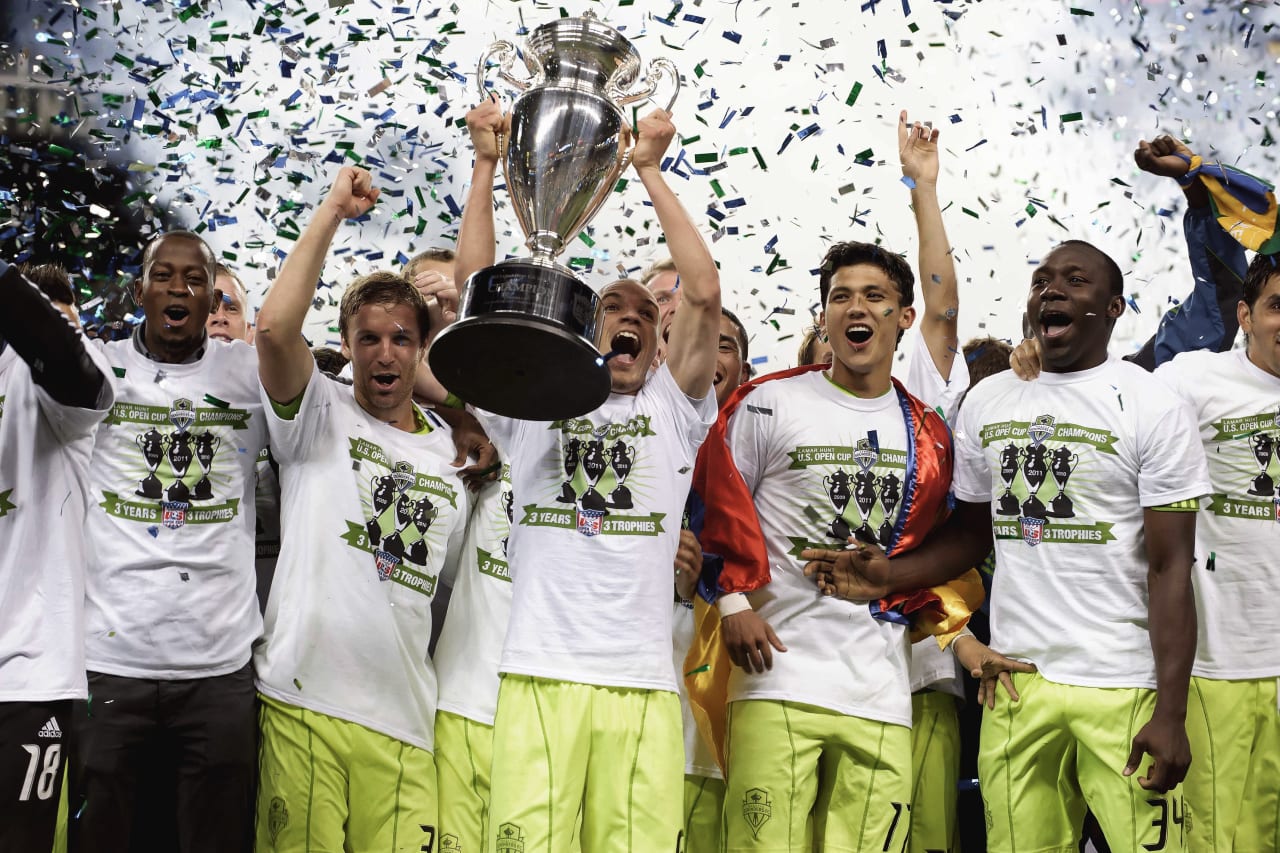 Alonso also won fours Lamar Hunt U.S. Open Cups with Seattle in 2009, 2010, 2011 and 2014.
