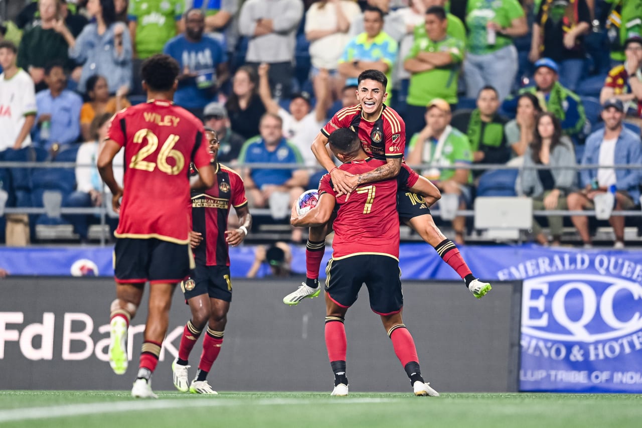 Atlanta United forward Giorgos Giakoumakis #7 celebrates with teammates after a goal during the second half of the match against Seattle Sounders FC at Lumen Field in Seattle, WA on Sunday, August 20, 2023. (Photo by Mitch Martin/Atlanta United)