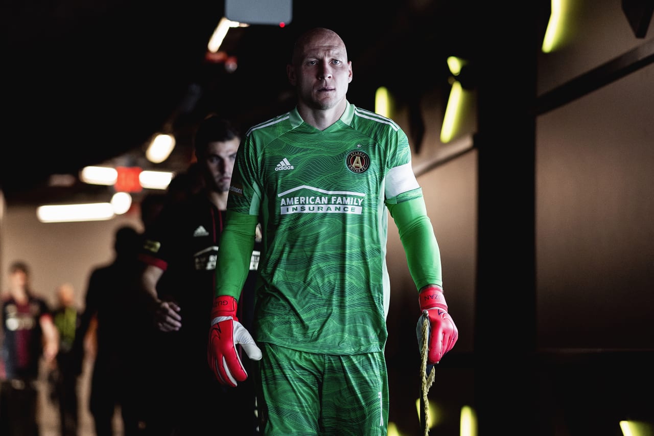 Atlanta United goalkeeper Brad Guzan #1 looks on during walkouts before the match against the Columbus Crew SC at Lower.com Field in Columbus, Ohio, on Saturday August 7, 2021. (Photo by Jacob Gonzalez/Atlanta United)