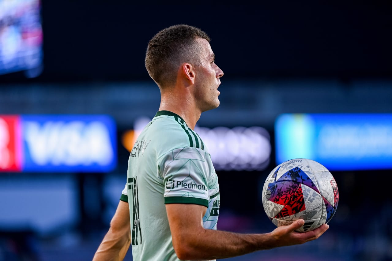 Atlanta United defender Brooks Lennon #11 throws the ball in during the match against New England Revolution at Gillette Stadium in Foxborough, MA on Wednesday, July 12, 2023. (Photo by Jay Bendlin/Atlanta United)