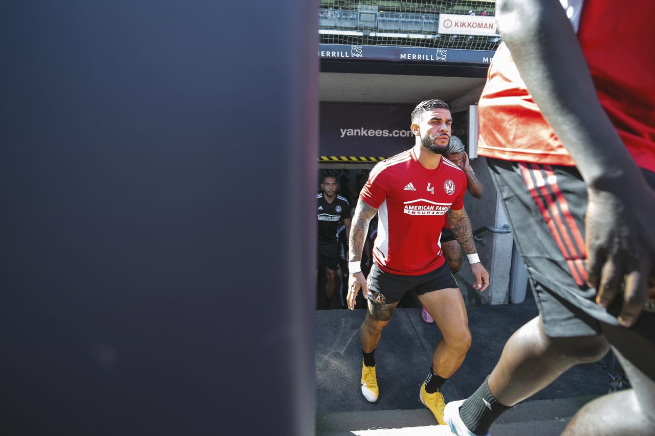 Atlanta United players take the field for warmups prior to the match against New York City FC at Yankee Stadium in Bronx, United States on Sunday July 3, 2022. (Photo by Dakota Williams/Atlanta United)