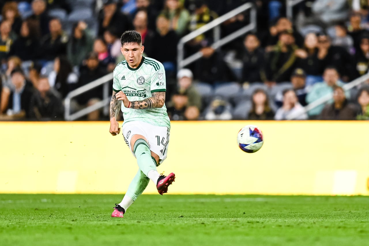 Atlanta United midfielder Franco Ibarra #14 kicks the ball during the first half of the match against Los Angeles FC at BMO Stadium in Los Angeles, CA on Wednesday, June 7, 2023. (Photo by Mitchell Martin/Atlanta United)
