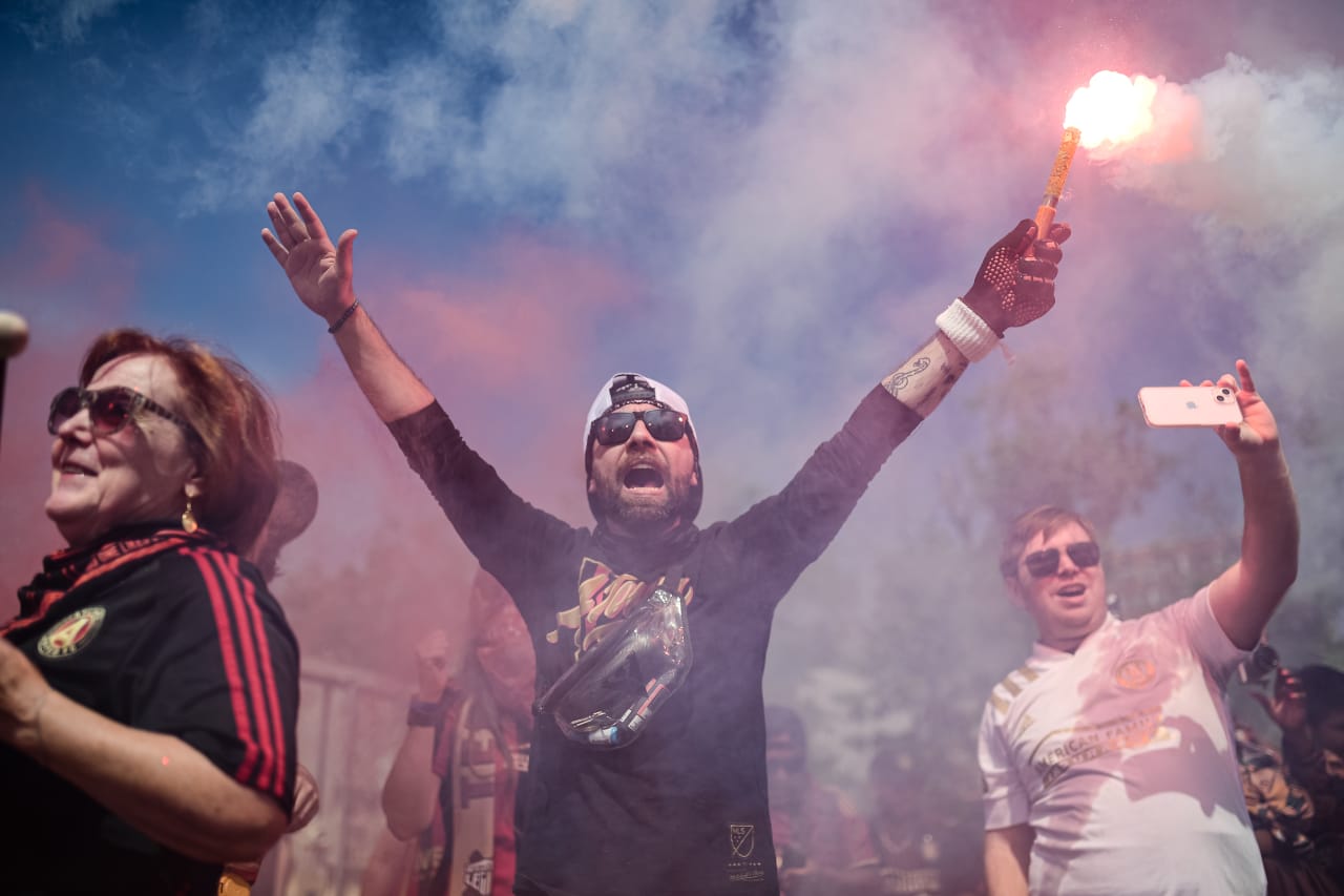 Supporters march prior to the match against Chicago Fire FC at Mercedes-Benz Stadium in Atlanta, GA on Sunday, April 23, 2023. (Photo by Kyle Hess/Atlanta United)